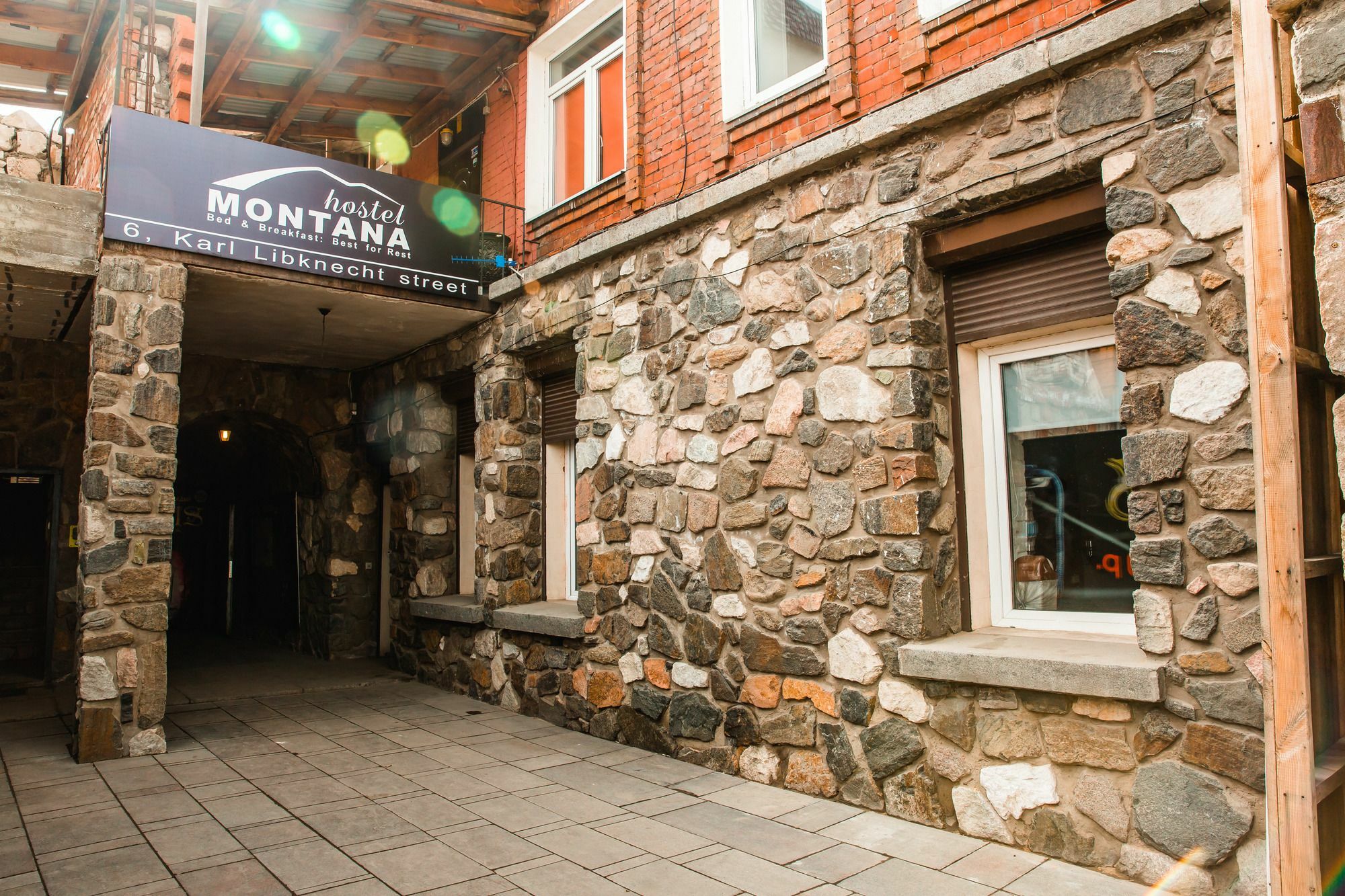 Montana Hostel Irkutsk Exterior photo